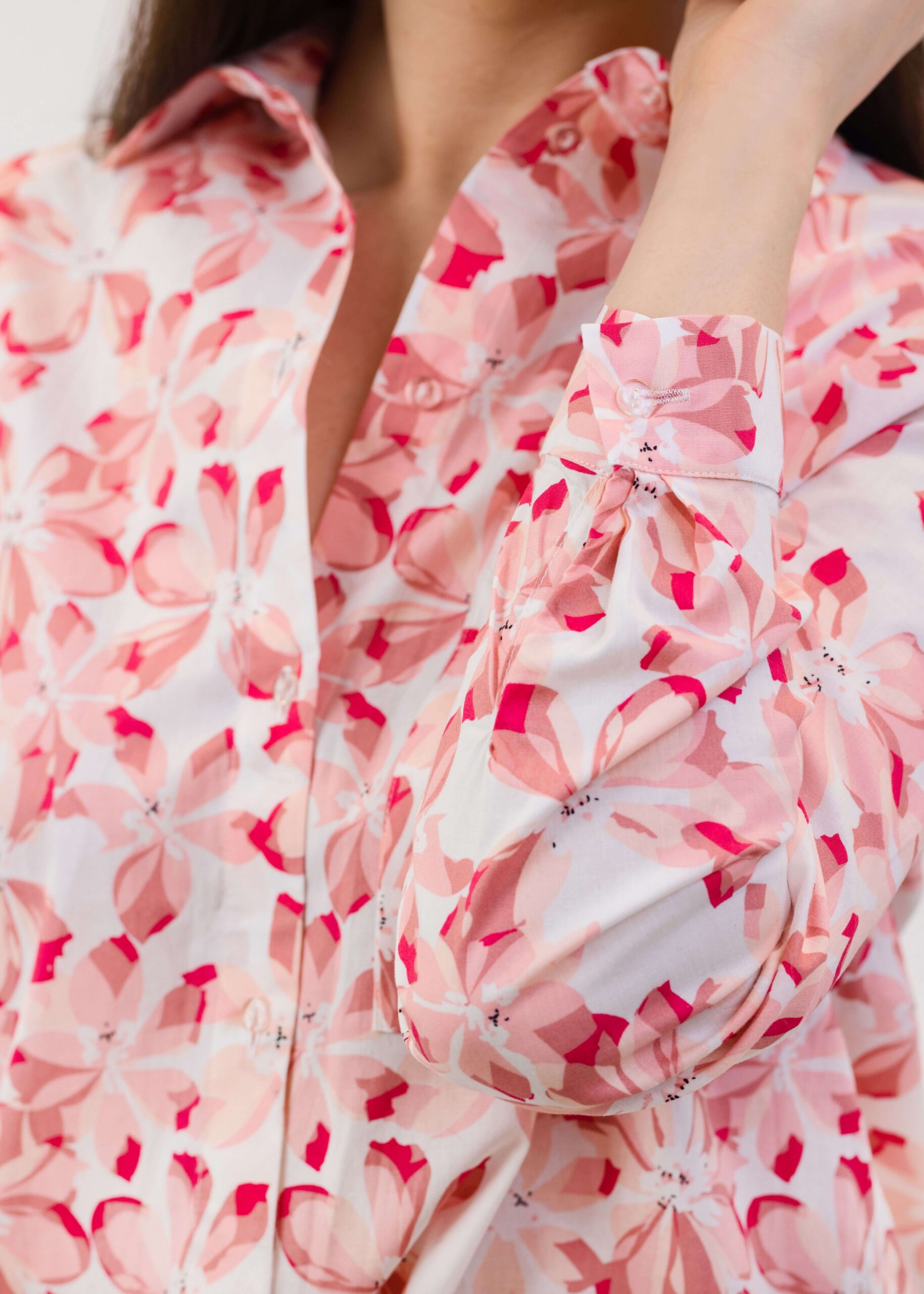 kobiecowo Koszula w różowe kwiaty - Szafa Gosi - internetowy outlet z odzieżą damską