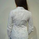 Biała koszula w czarne kropki - Szafa Gosi - internetowy outlet z odzieżą damską