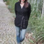 Czarny wiązany sweter - Szafa Gosi - internetowy outlet z odzieżą damską