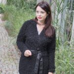 Czarny wiązany sweter - Szafa Gosi - internetowy outlet z odzieżą damską