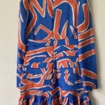 Niebieska sukienka z falbanami - Szafa Gosi - internetowy outlet z odzieżą damską