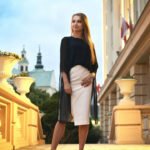 Biała spódnica z perłami - Szafa Gosi - internetowy outlet z odzieżą damską