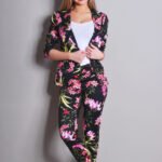 Czarna marynarka w kwiaty - Szafa Gosi - internetowy outlet z odzieżą damską